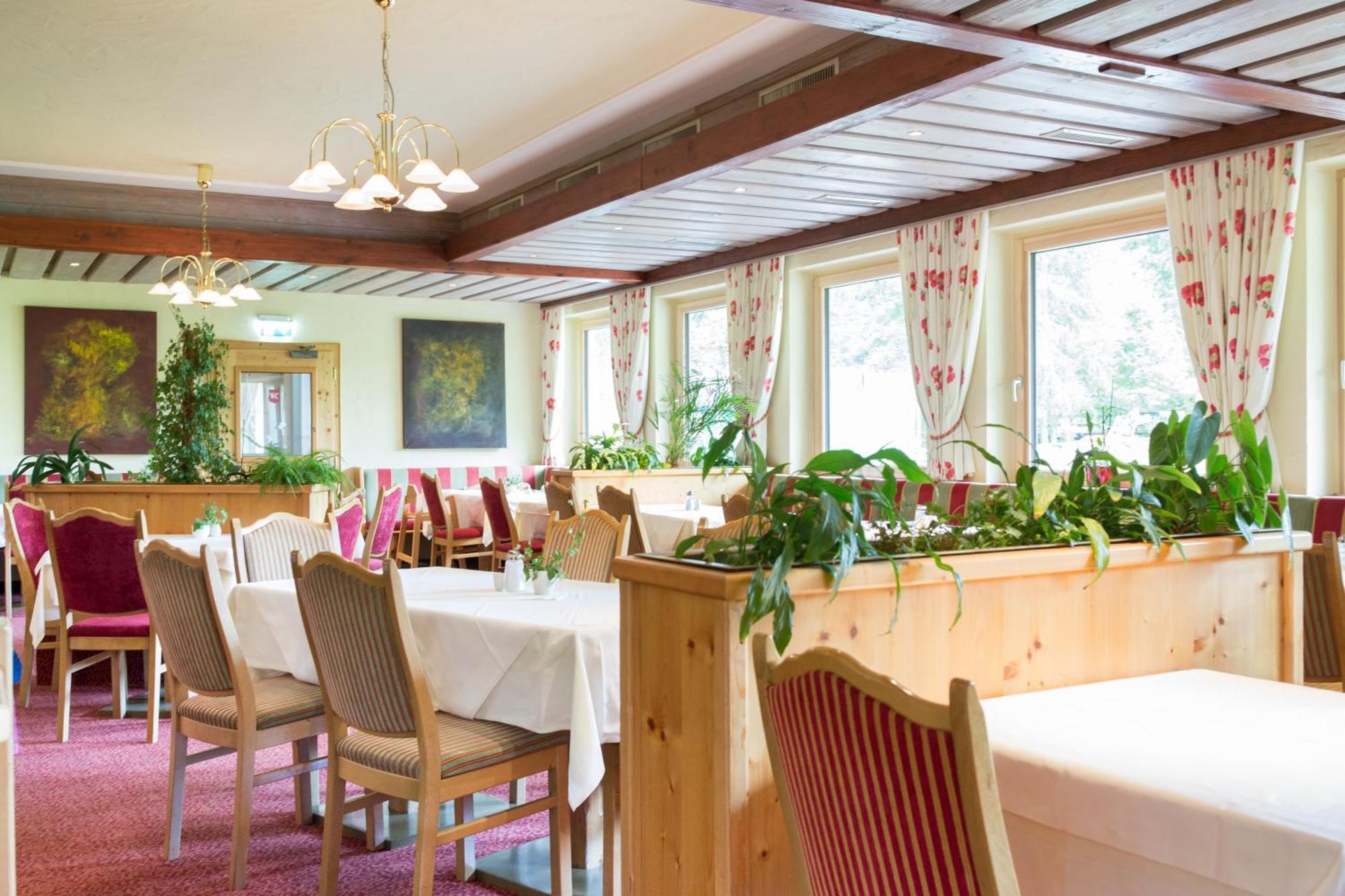 Familienhotel Lengauer Hof Saalbach-Hinterglemm Exterior foto