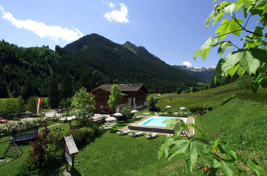 Familienhotel Lengauer Hof Saalbach-Hinterglemm Exterior foto